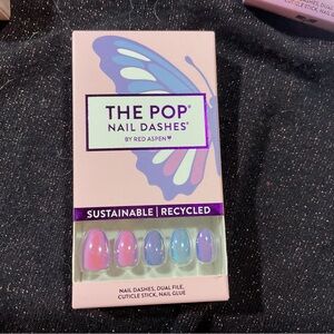 Bye-bye Britney Red Aspen The Pop Nail Dashes